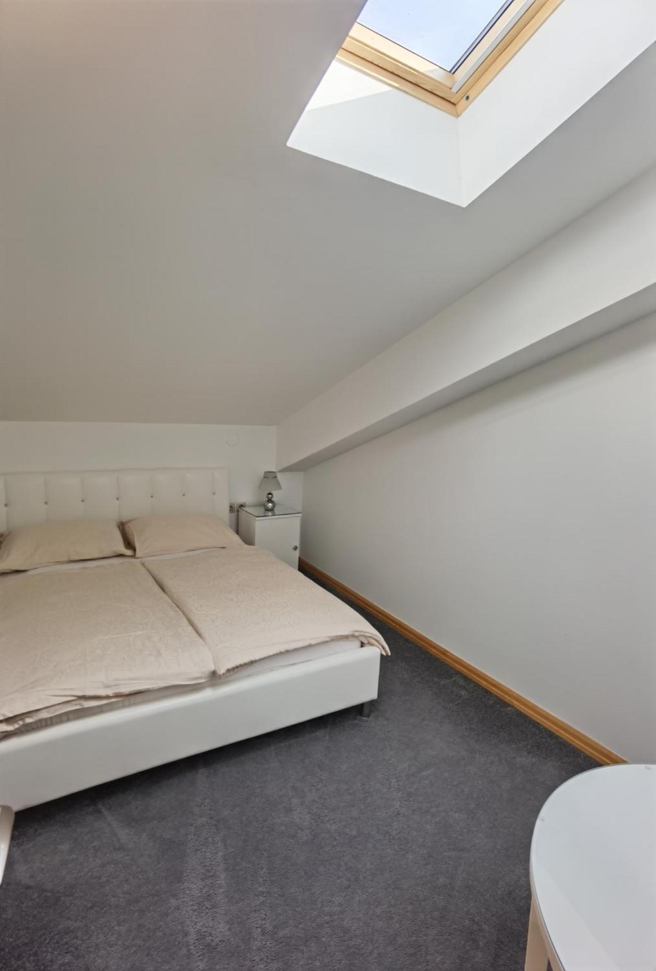 Apartment Skaline Malinska Rum bild